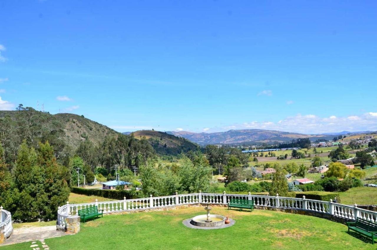 Castillo Casablanca Ґуатавіта Екстер'єр фото
