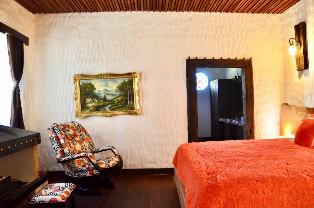 Castillo Casablanca Ґуатавіта Екстер'єр фото